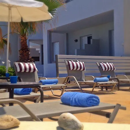 Filoxenia فندق 2*