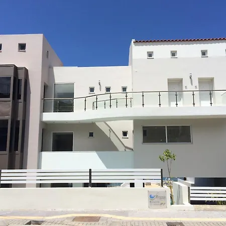 菲罗夏聂海滩酒店 酒店